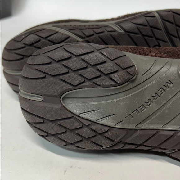 Merrell Brown Slip-On Shoes Women's 6.5 Mule Brown Embossed Floral Grip - Picture 5 of 6